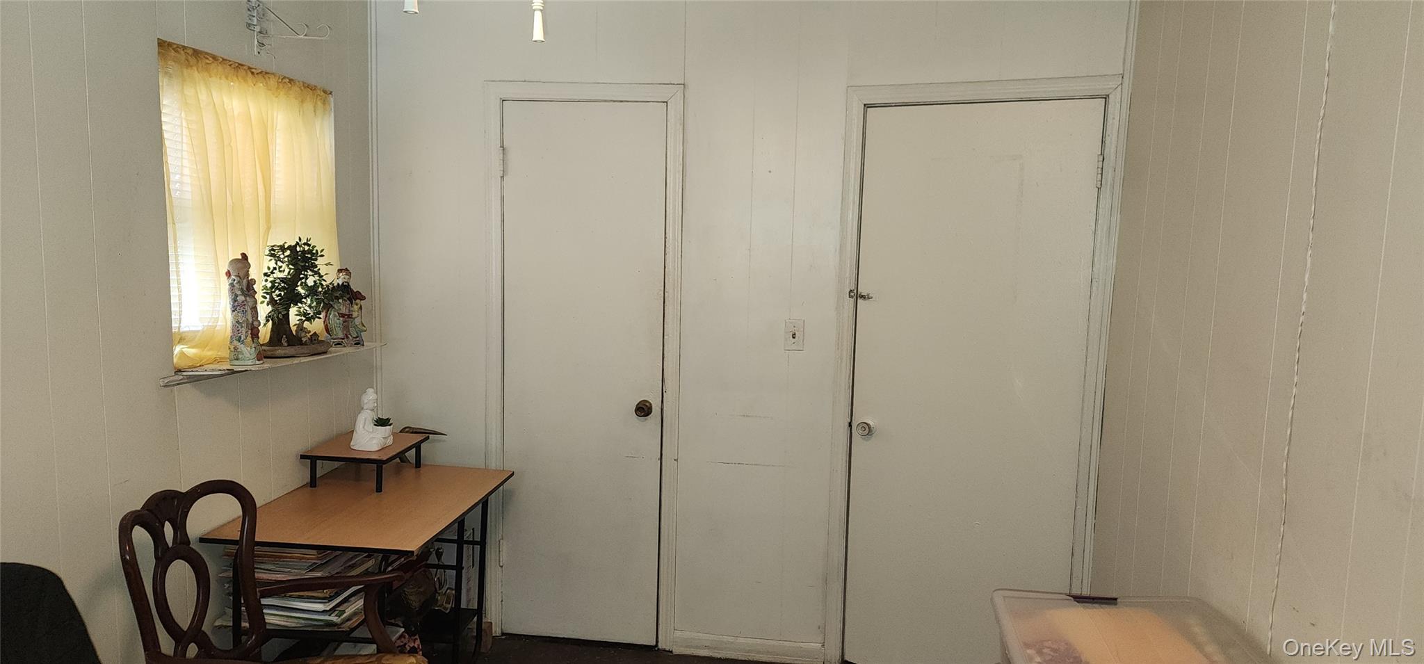 Single Family Howe  Bronx, NY 10473, MLS-980771-24