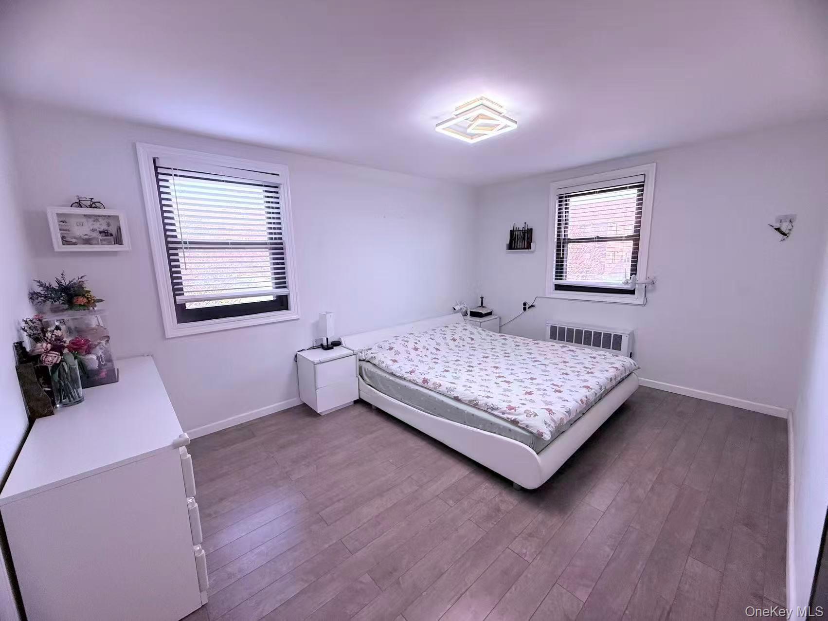 Coop 57 Dr  Queens, NY 11362, MLS-980798-12