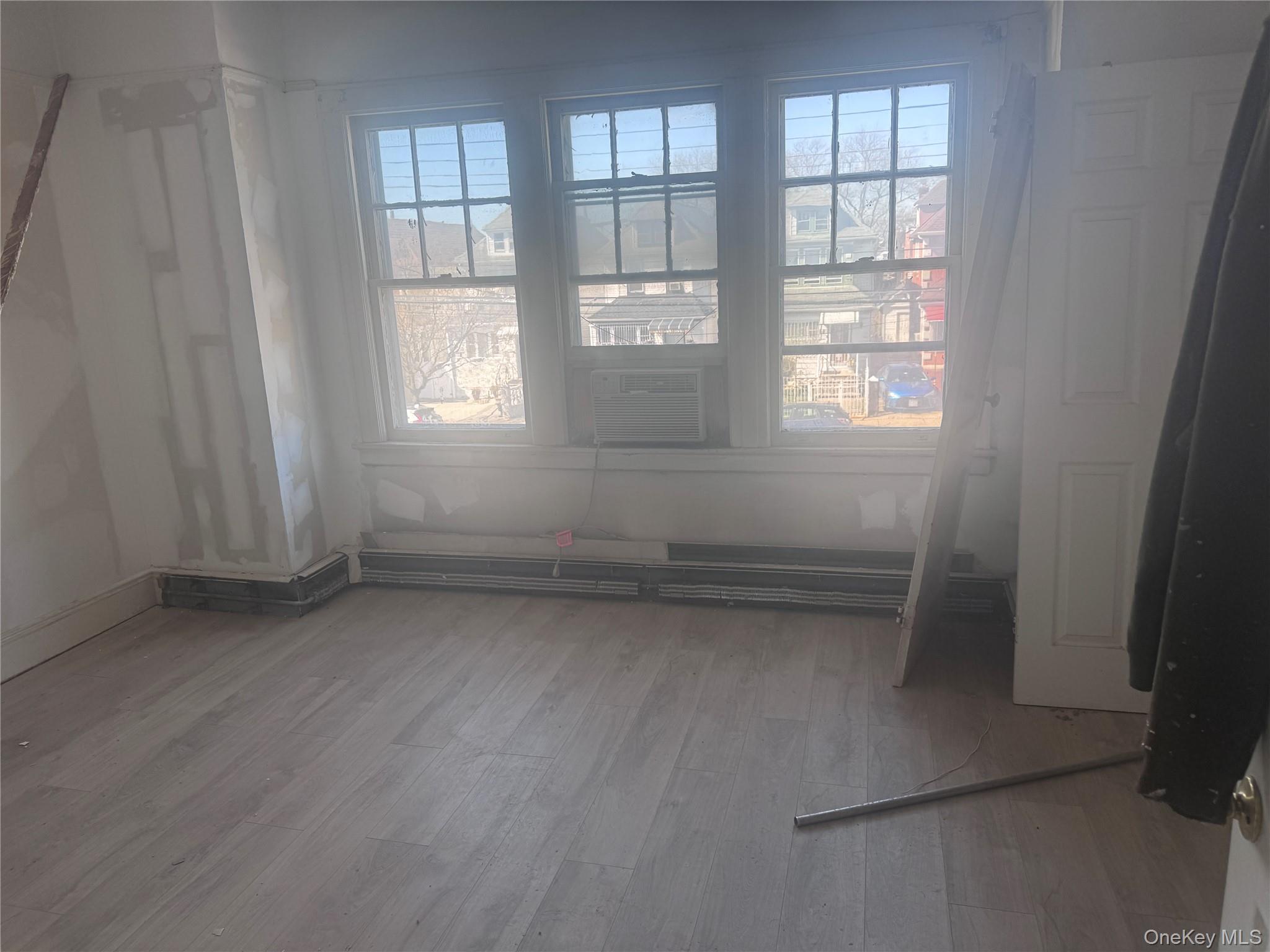 Single Family 130th  Queens, NY 11420, MLS-980806-7