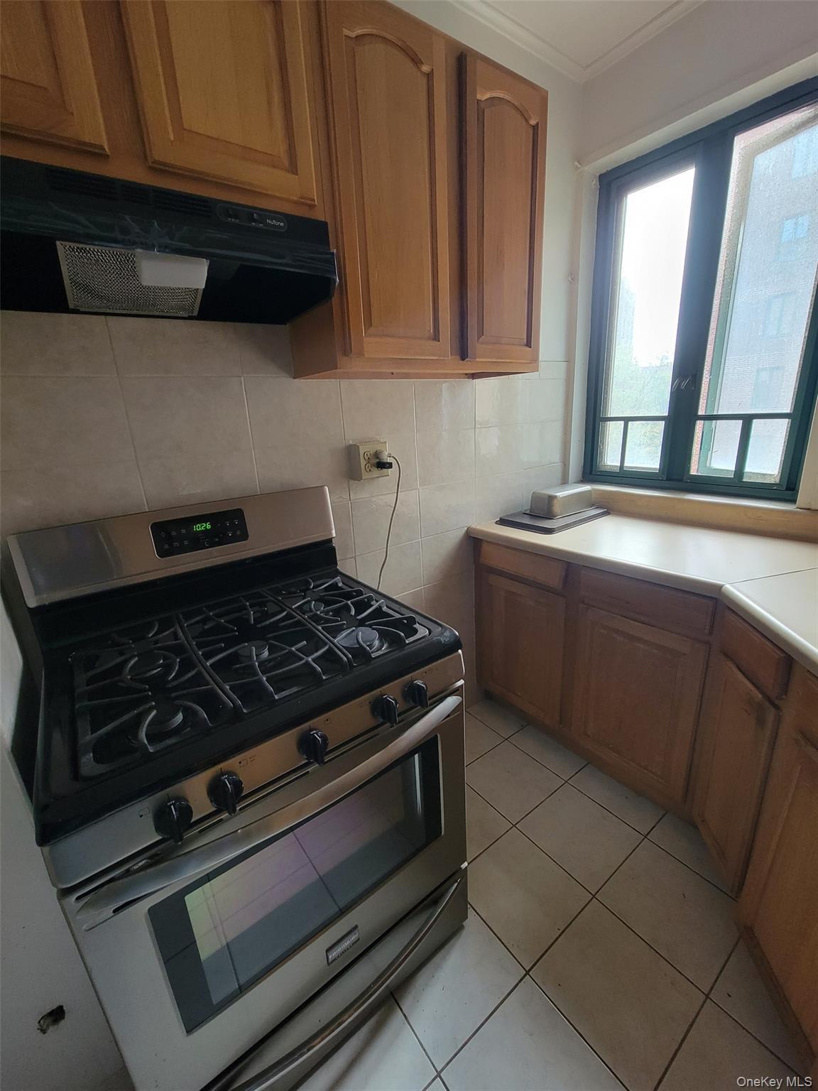 Condo Tremont Bronx, NY 10462, MLS-980807-3