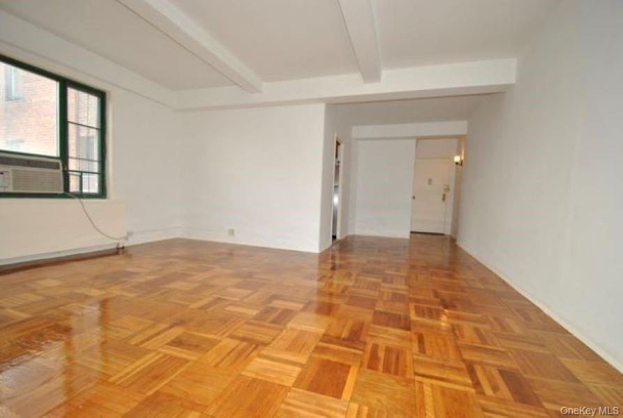 Condo Tremont Bronx, NY 10462, MLS-980807-7