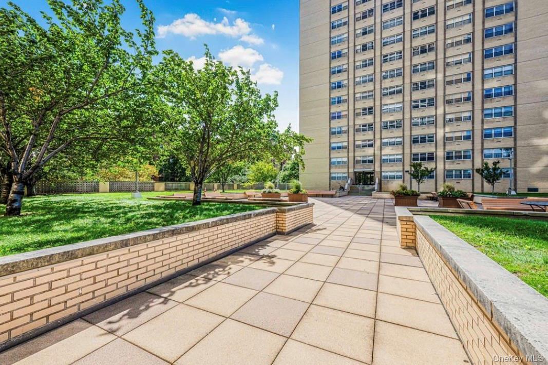 Coop 66th  Queens, NY 11375, MLS-980809-19