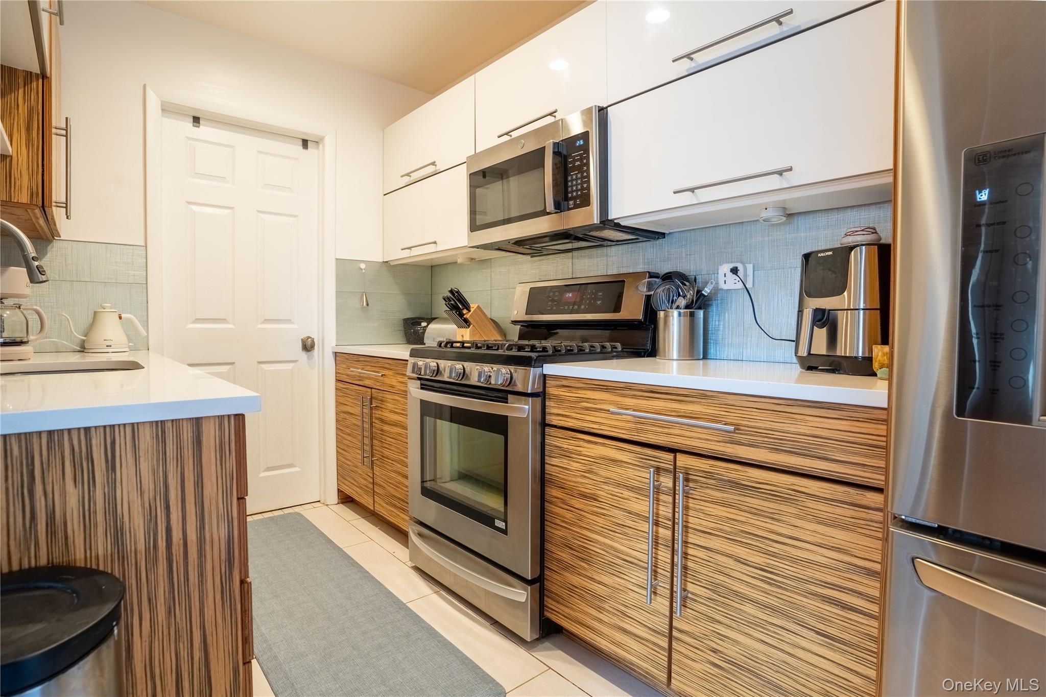 Coop 18th  Queens, NY 11360, MLS-980836-2