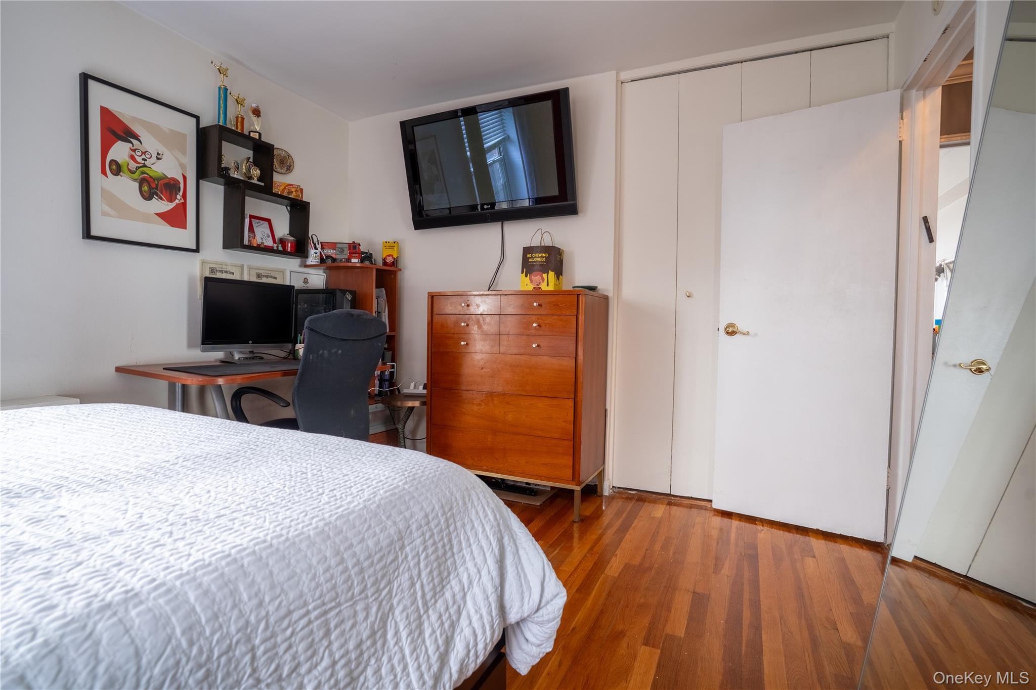 Coop 18th  Queens, NY 11360, MLS-980836-24