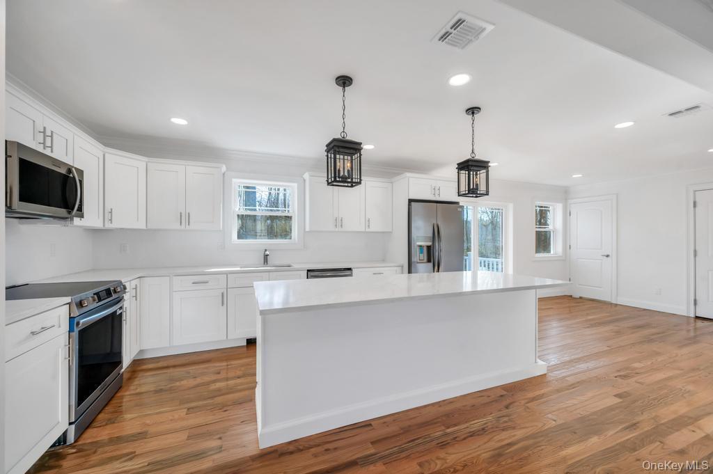 Single Family Starlight  Suffolk County, NY 11967, MLS-980842-13
