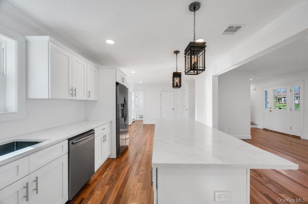 Single Family Starlight  Suffolk County, NY 11967, MLS-980842-15
