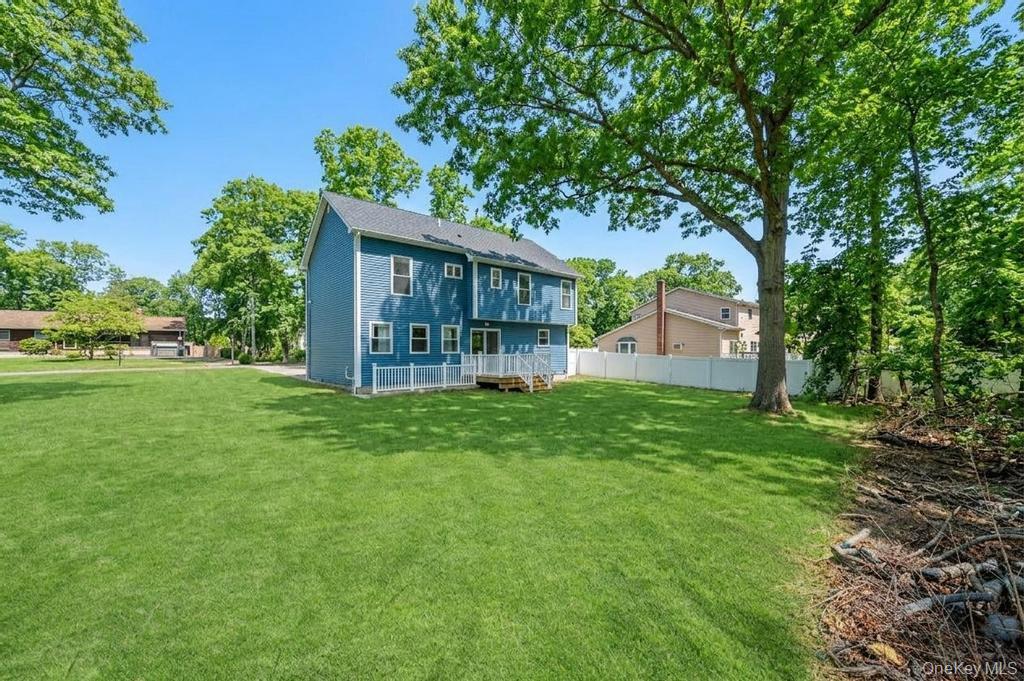Single Family Starlight  Suffolk County, NY 11967, MLS-980842-2