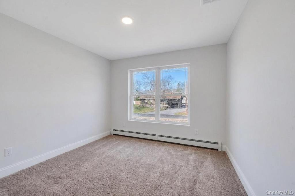 Single Family Starlight  Suffolk County, NY 11967, MLS-980842-21