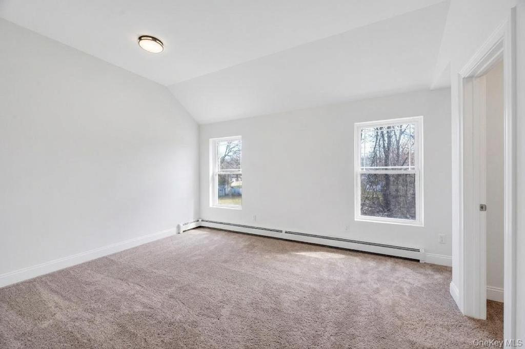 Single Family Starlight  Suffolk County, NY 11967, MLS-980842-25