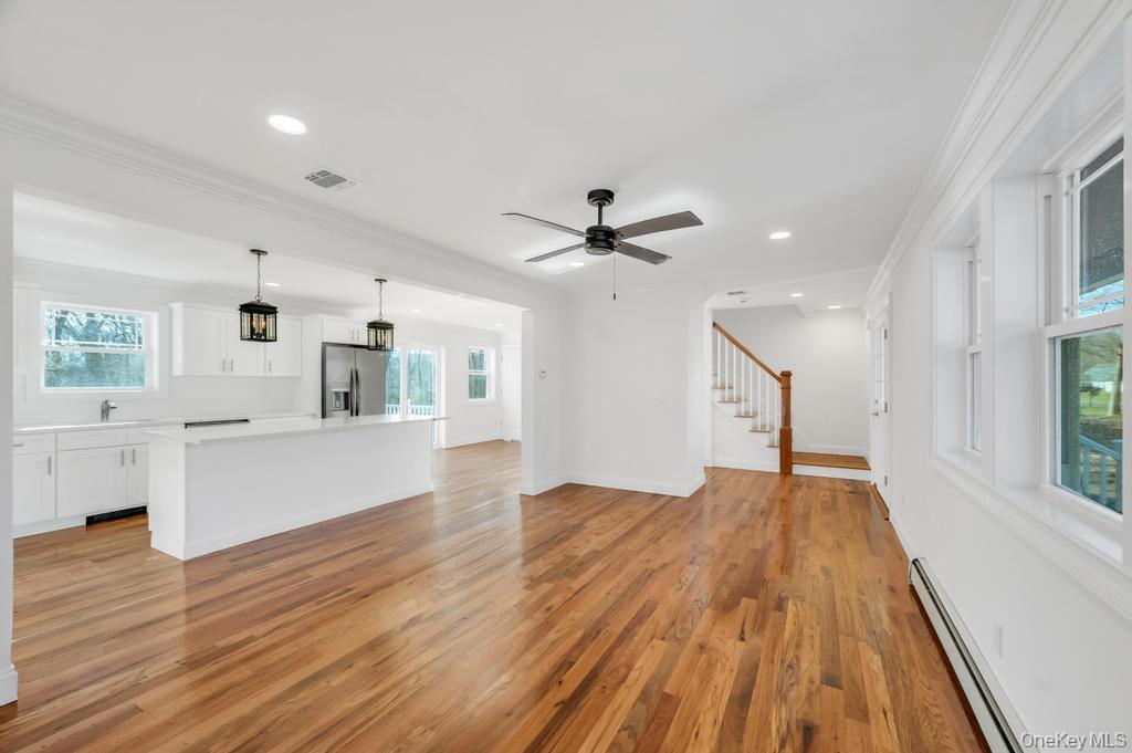 Single Family Starlight  Suffolk County, NY 11967, MLS-980842-5