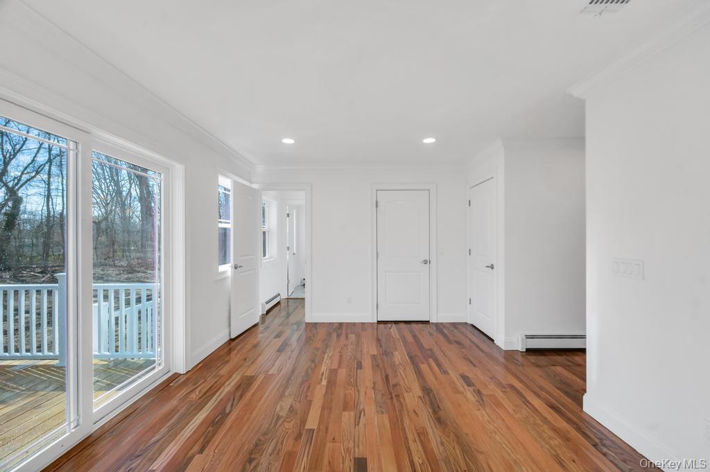 Single Family Starlight  Suffolk County, NY 11967, MLS-980842-8
