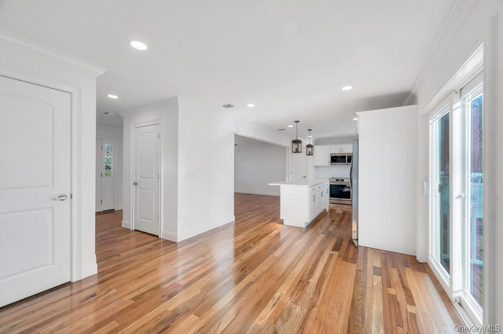 Single Family Starlight  Suffolk County, NY 11967, MLS-980842-9