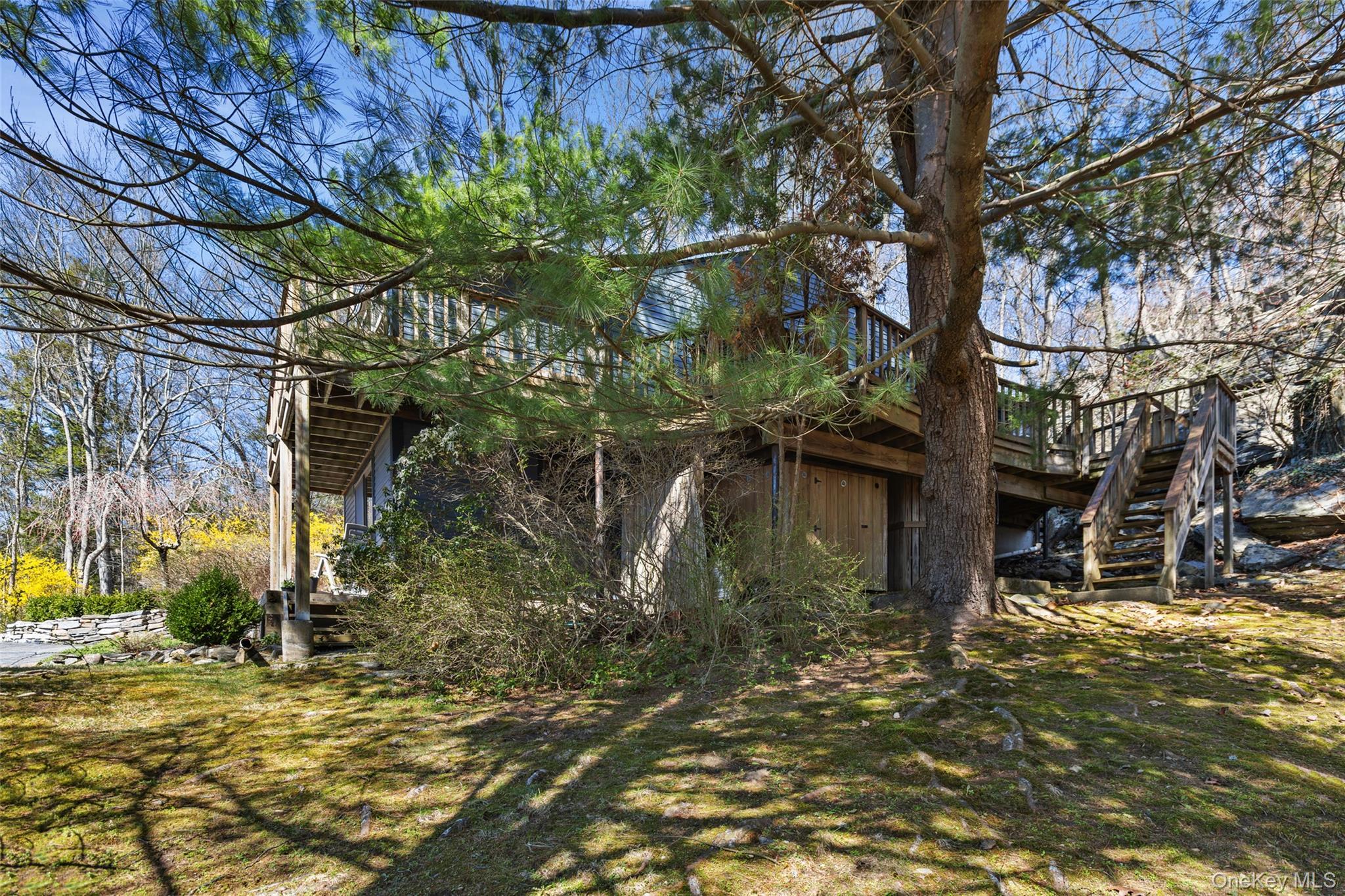 Single Family Tennis Court  Putnam County, NY 10541, MLS-980849-9