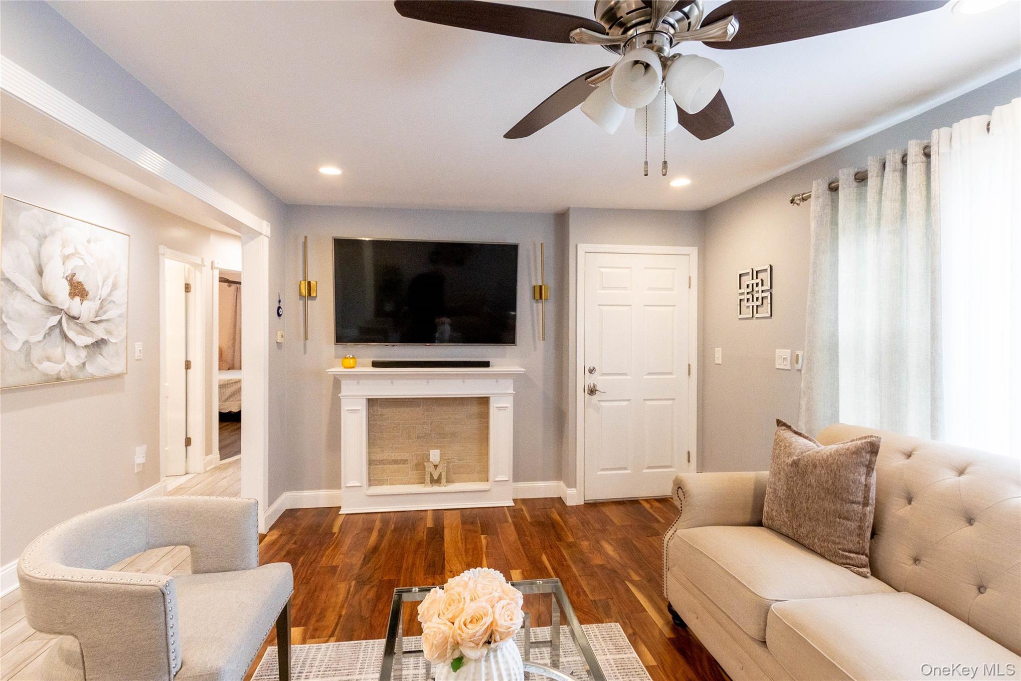 Single Family Cheltenham  Suffolk County, NY 11704, MLS-980853-18