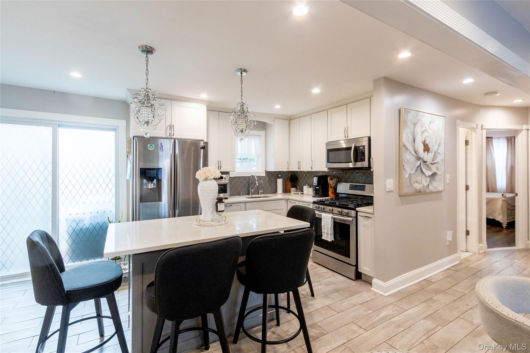Single Family Cheltenham  Suffolk County, NY 11704, MLS-980853-20