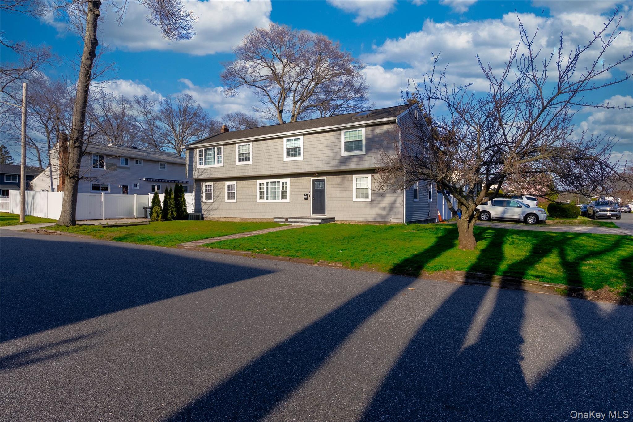 Single Family Cheltenham  Suffolk County, NY 11704, MLS-980853-3