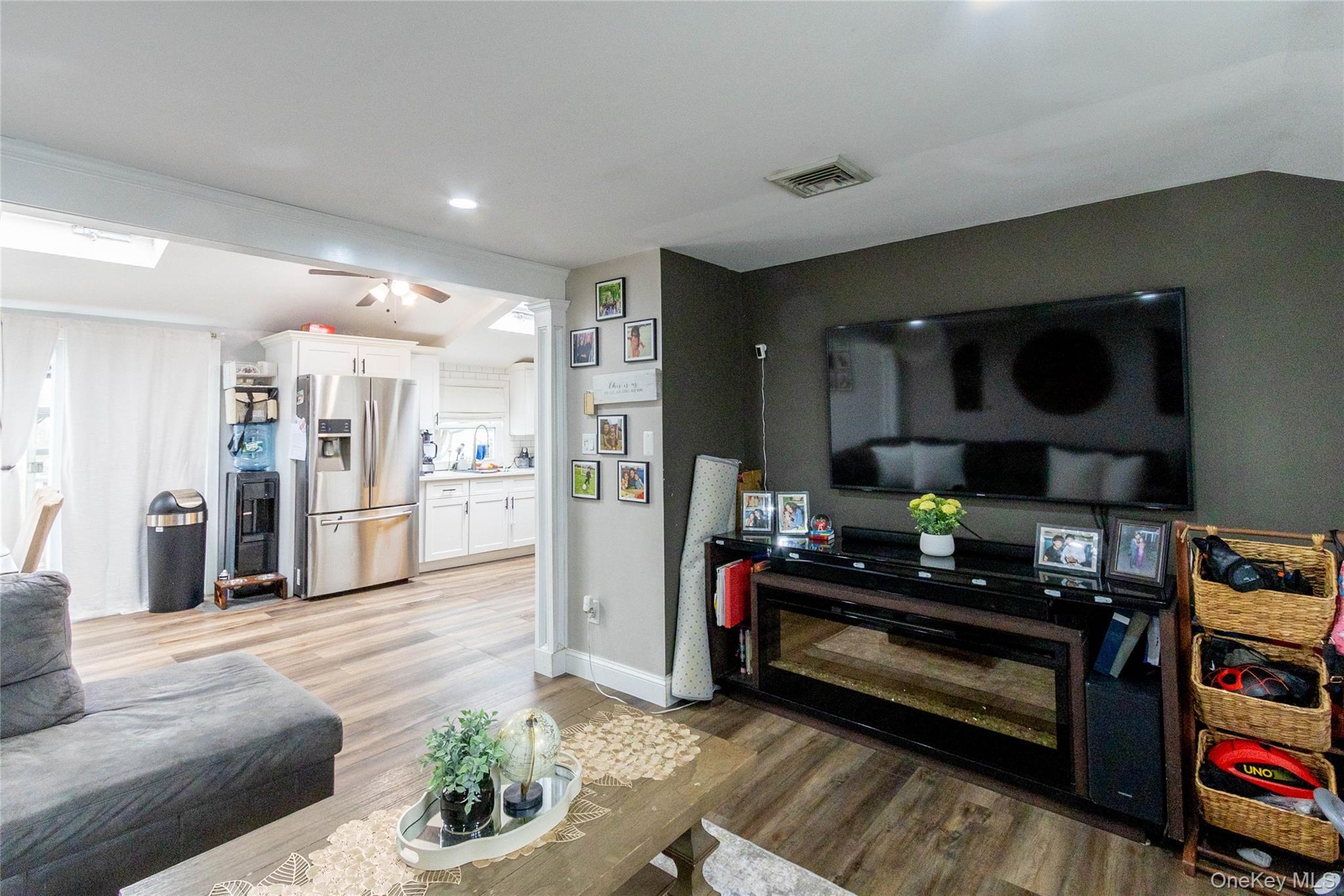 Single Family Cheltenham  Suffolk County, NY 11704, MLS-980853-32