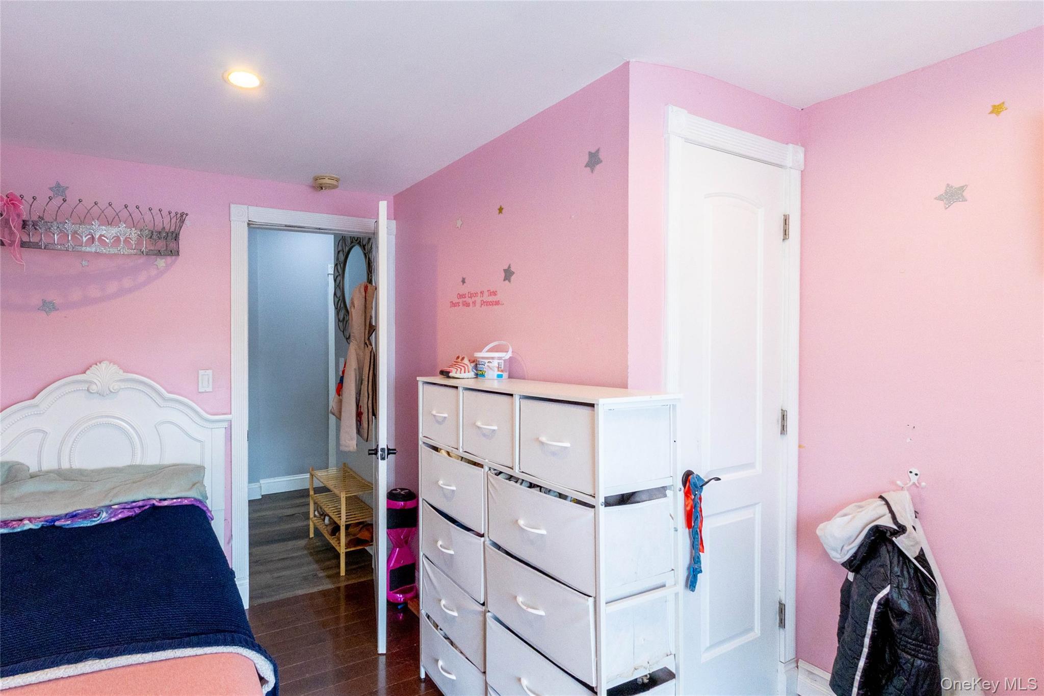 Single Family Cheltenham  Suffolk County, NY 11704, MLS-980853-39