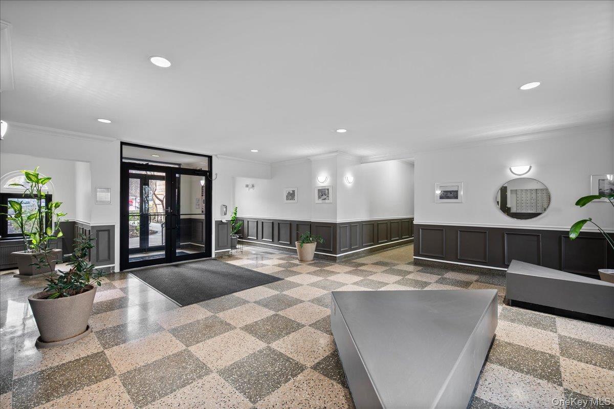 Coop Greystone  Bronx, NY 10463, MLS-980872-21