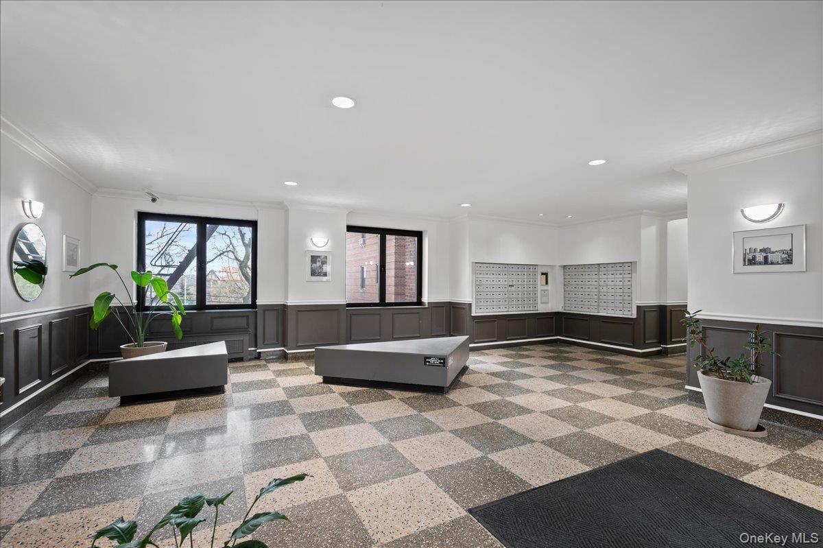 Coop Greystone  Bronx, NY 10463, MLS-980872-22