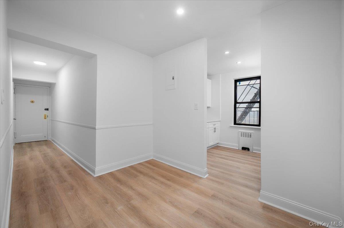 Coop Greystone  Bronx, NY 10463, MLS-980872-9