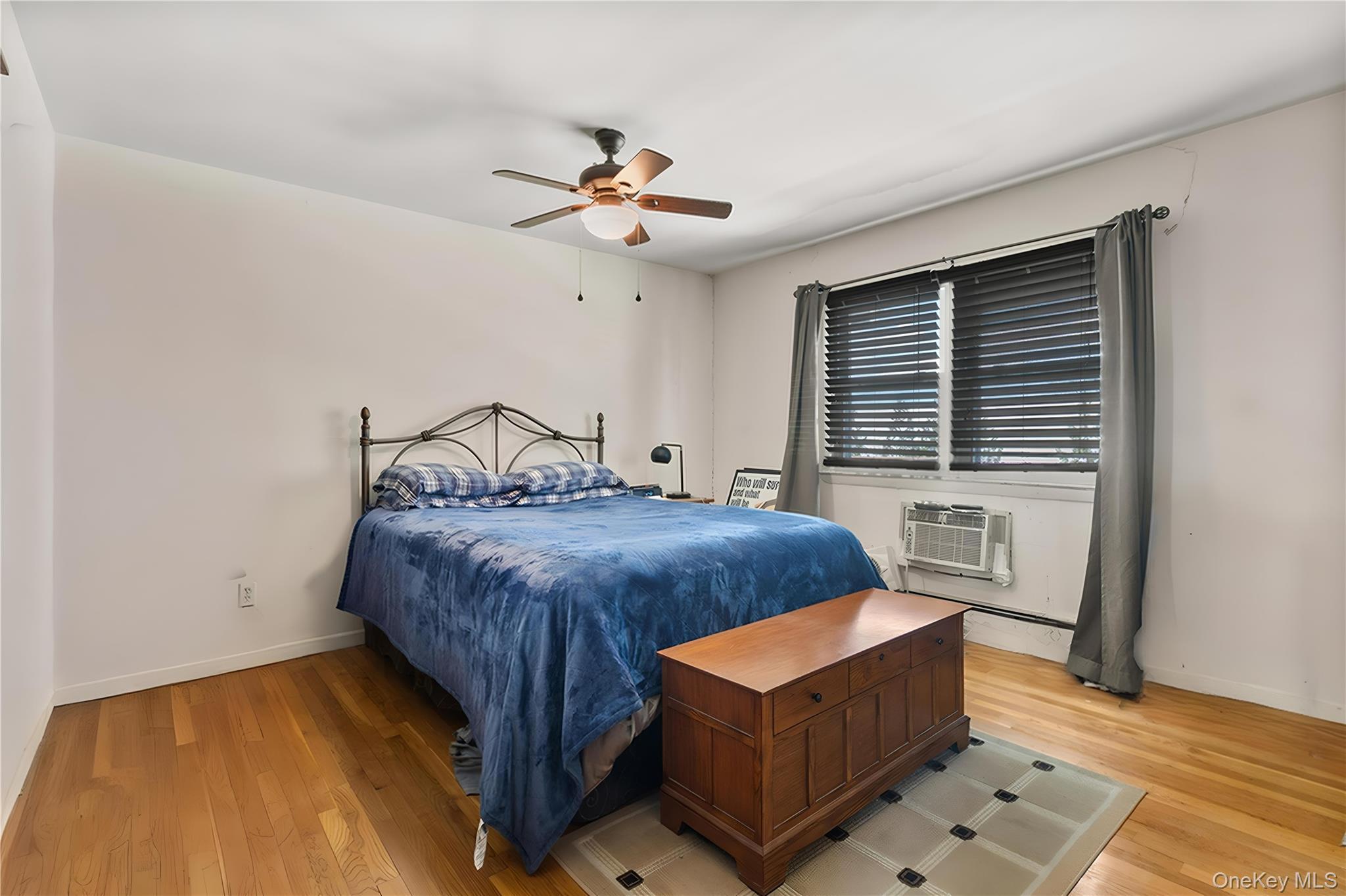 Coop Finch  Suffolk County, NY 11751, MLS-980875-11