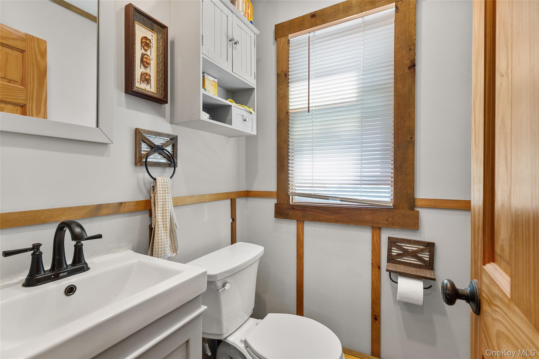 Coop Finch  Suffolk County, NY 11751, MLS-980875-15