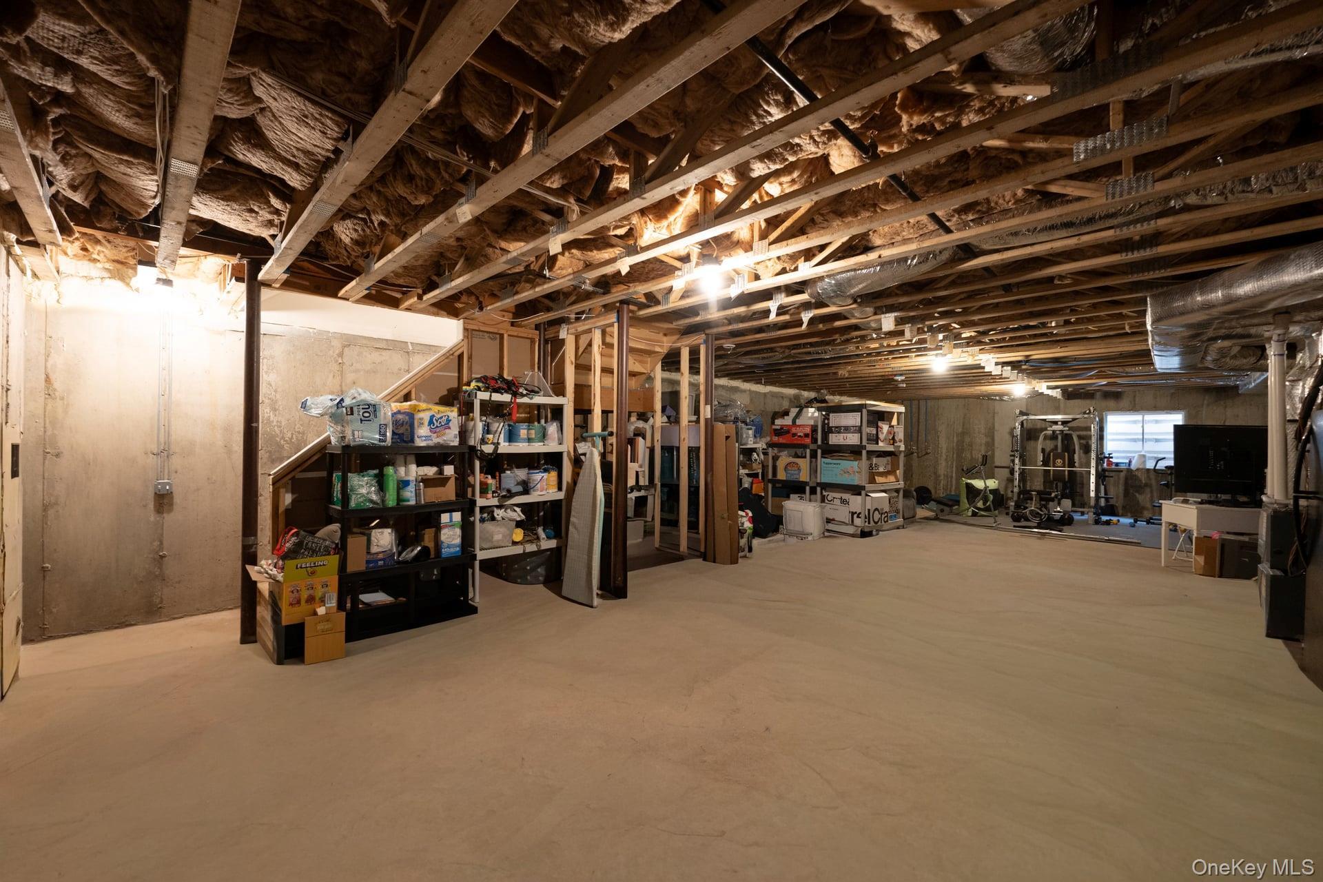 Condo Ashley Suffolk County, NY 11722, MLS-980890-18