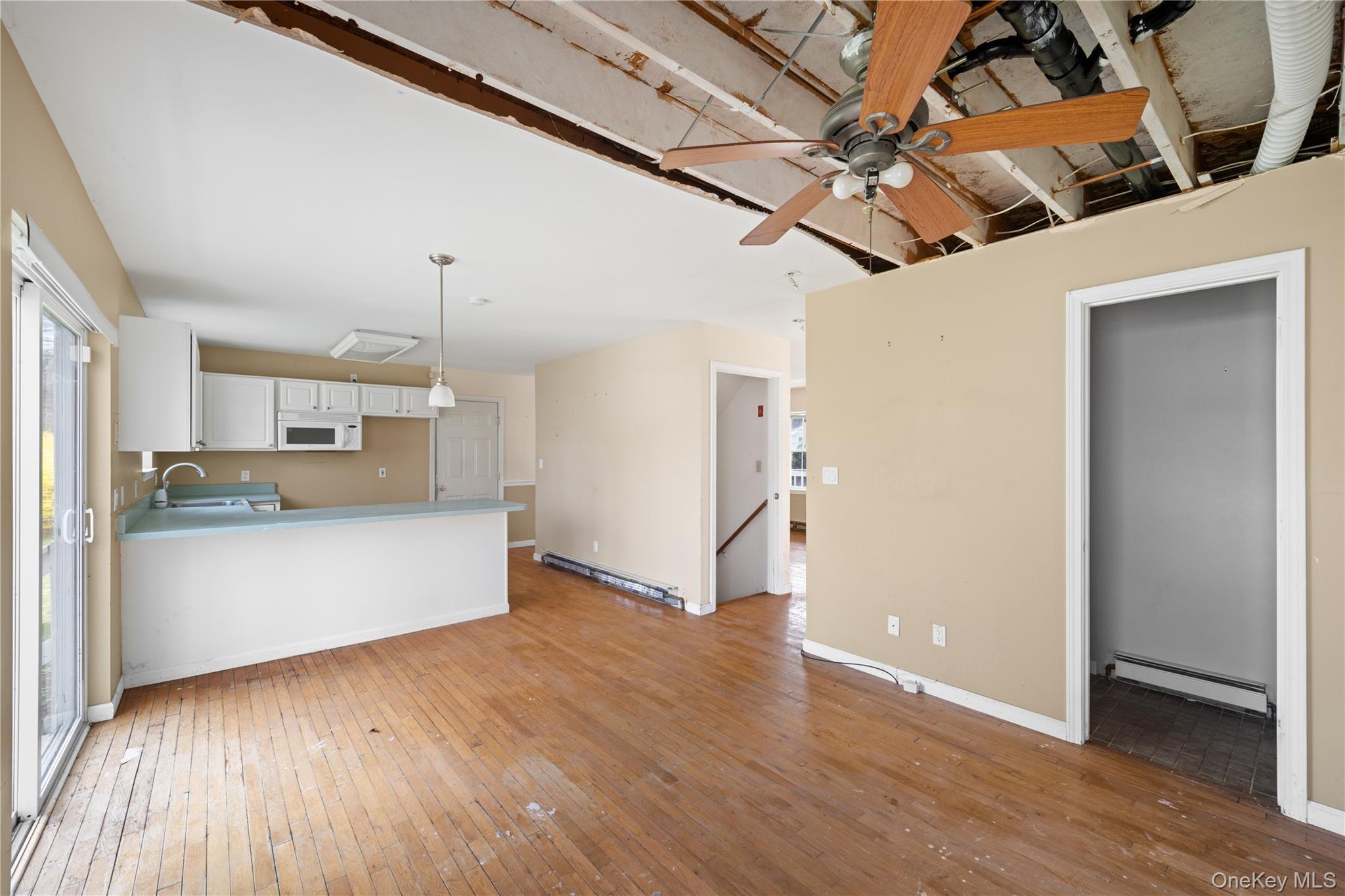 Single Family Autumn  Dutchess County, NY 12603, MLS-980894-6