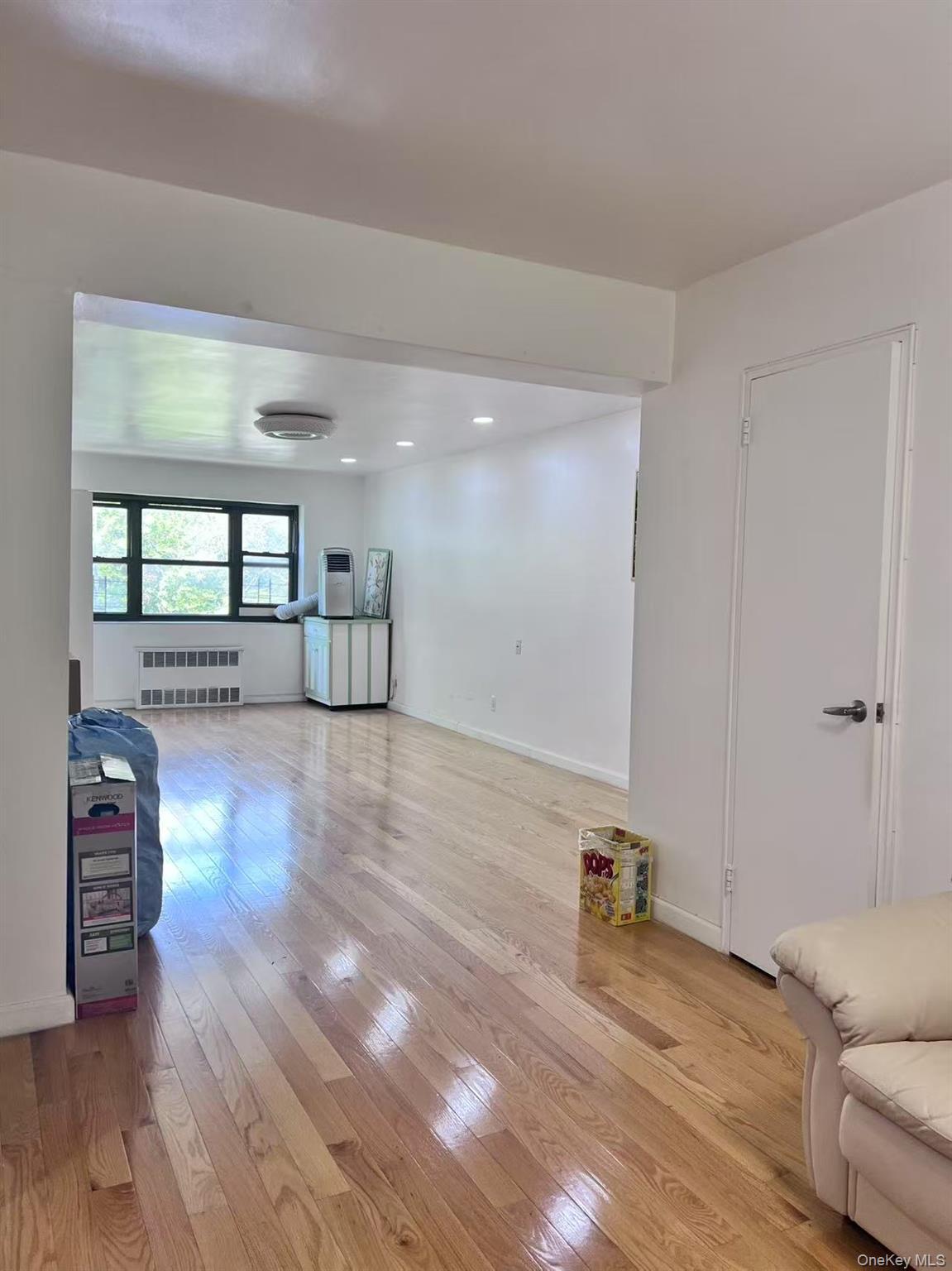 Coop 31st  Queens, NY 11354, MLS-980905-3