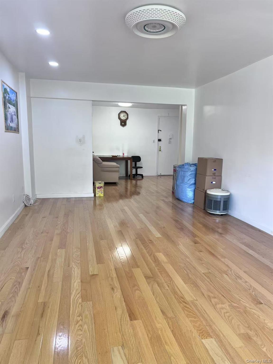 Coop 31st  Queens, NY 11354, MLS-980905-4