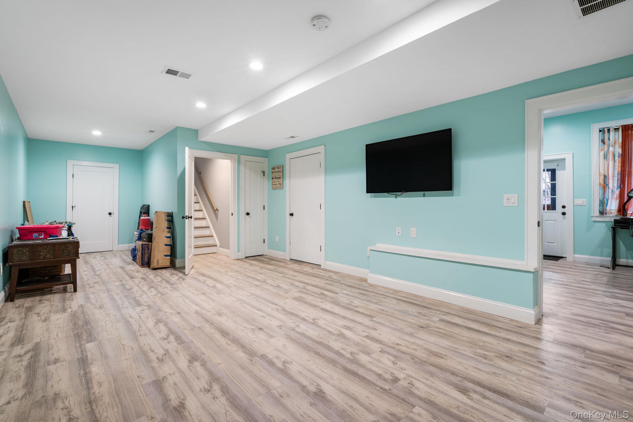 Single Family Rock Cut  Dutchess County, NY 12569, MLS-980908-29