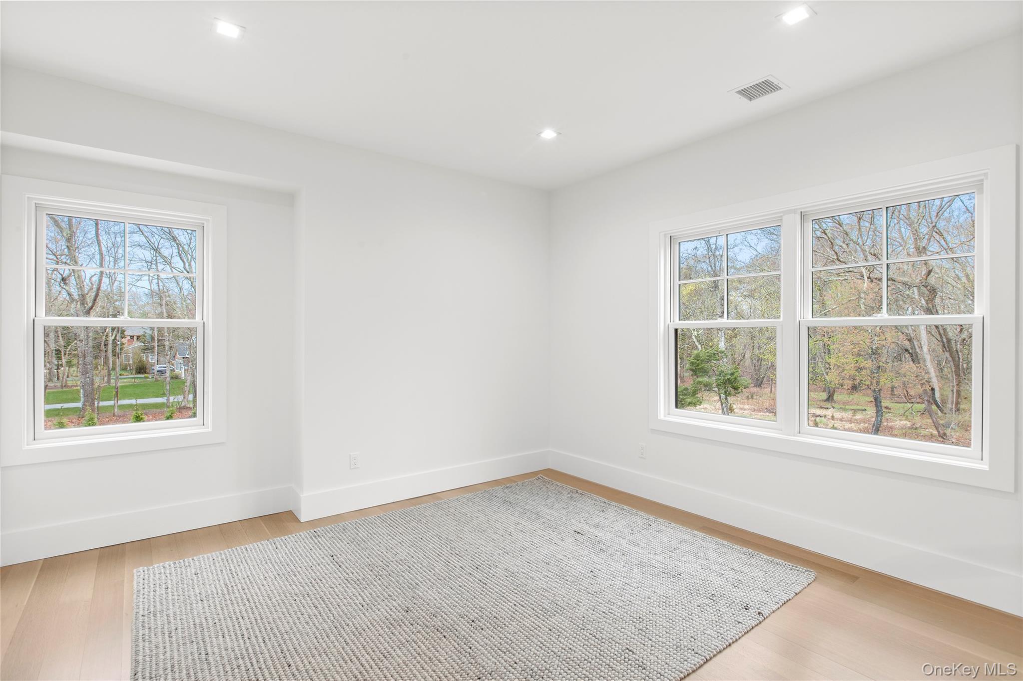 Single Family Jagger Lane  Suffolk County, NY 11977, MLS-980917-32