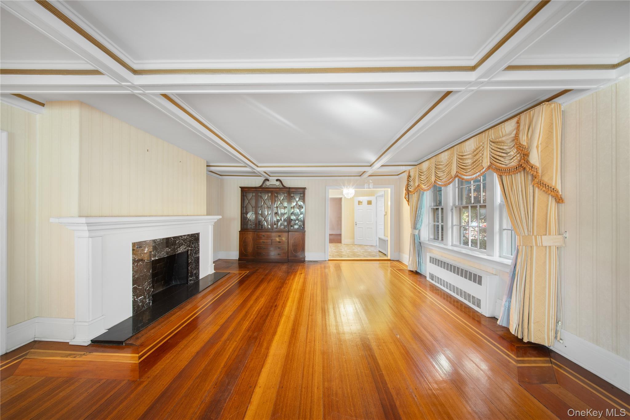 Single Family Dartmouth  Queens, NY 11375, MLS-980926-18
