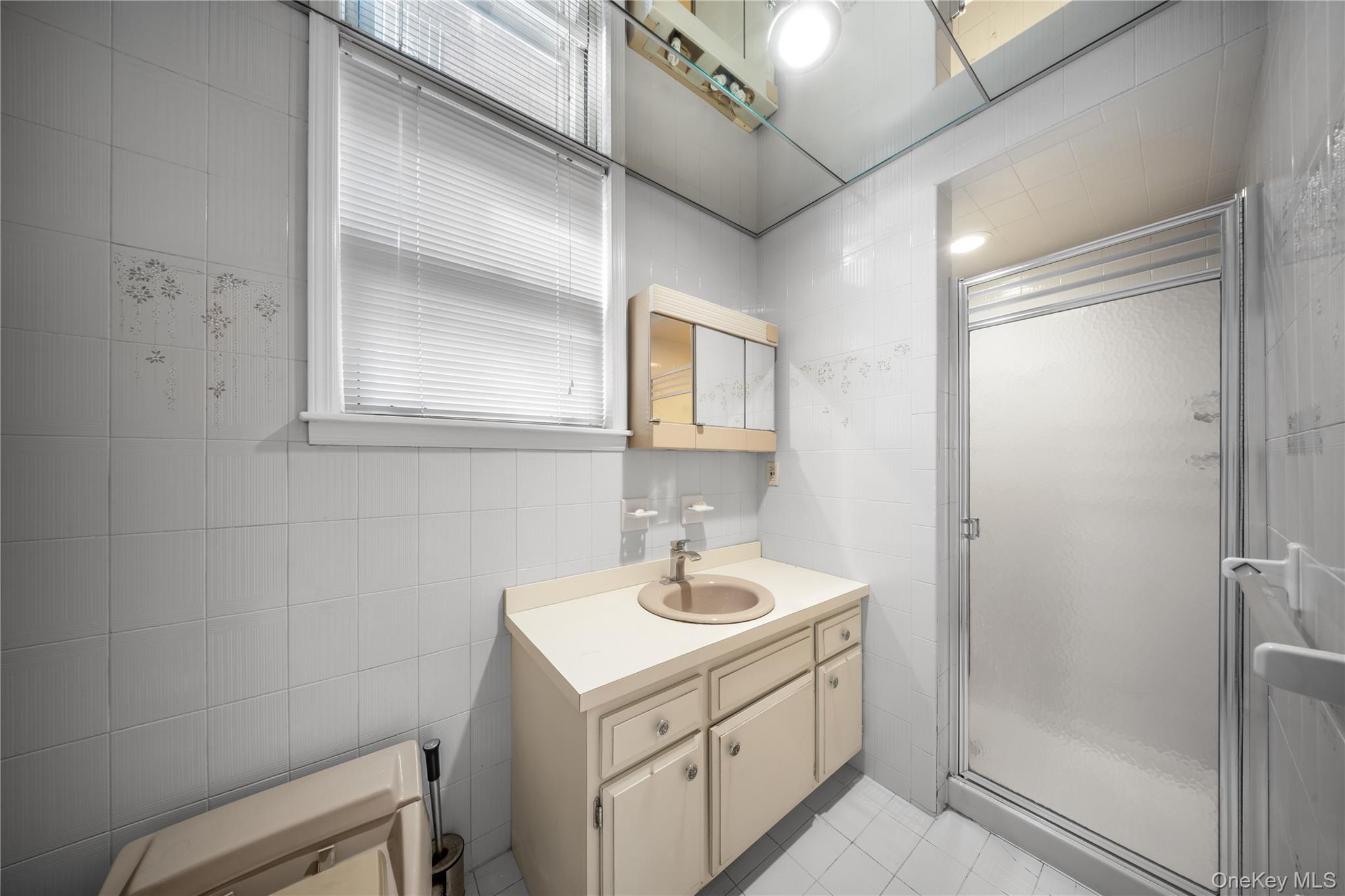 Single Family Dartmouth  Queens, NY 11375, MLS-980926-29