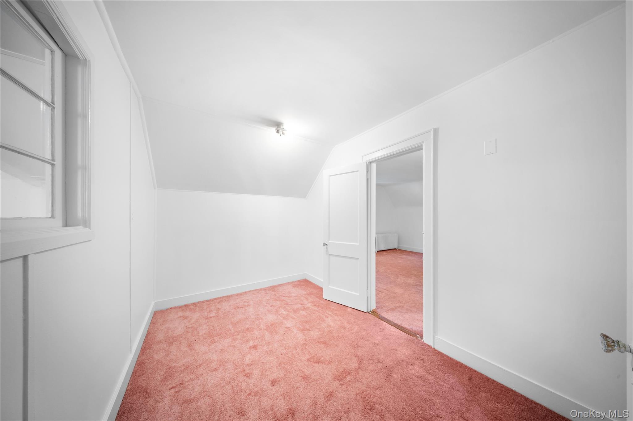 Single Family Dartmouth  Queens, NY 11375, MLS-980926-31