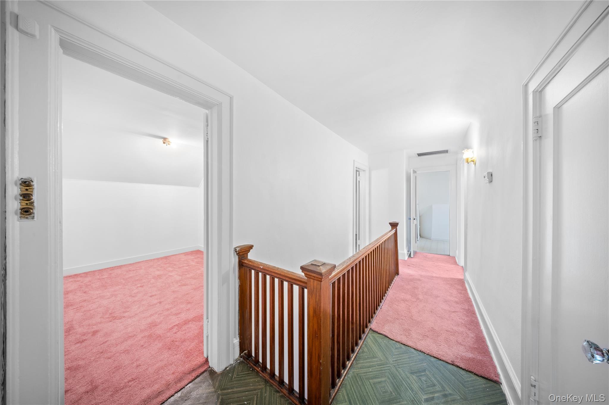 Single Family Dartmouth  Queens, NY 11375, MLS-980926-34