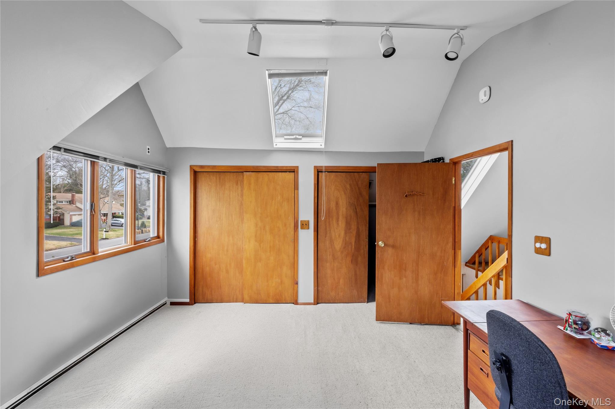 Single Family Westmoylan  Suffolk County, NY 11727, MLS-980929-27