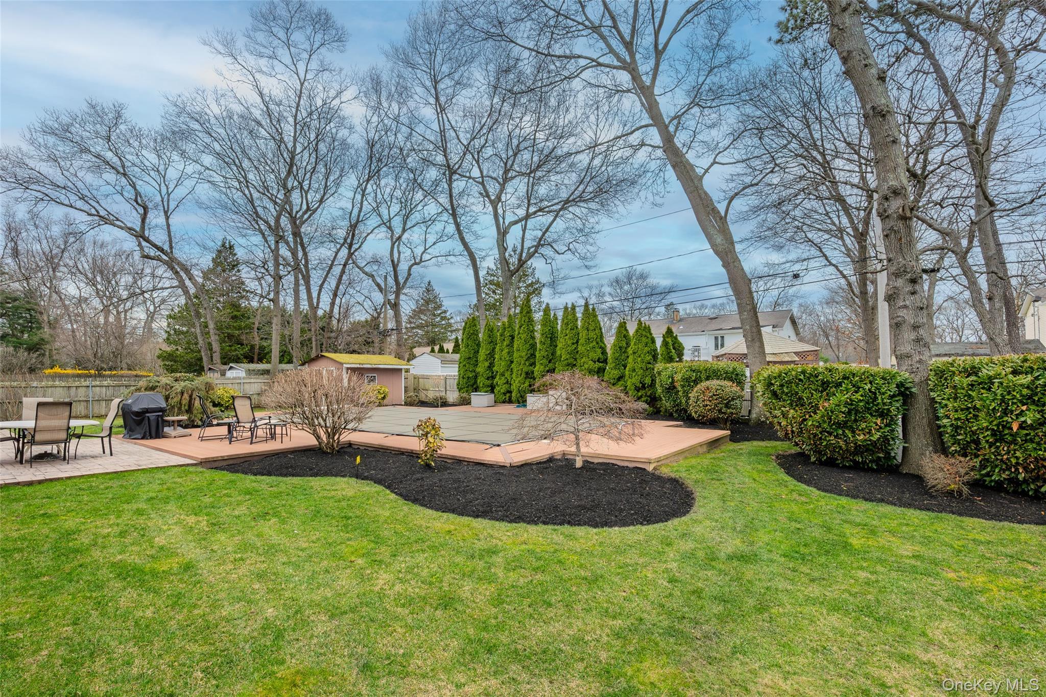 Single Family Westmoylan  Suffolk County, NY 11727, MLS-980929-29