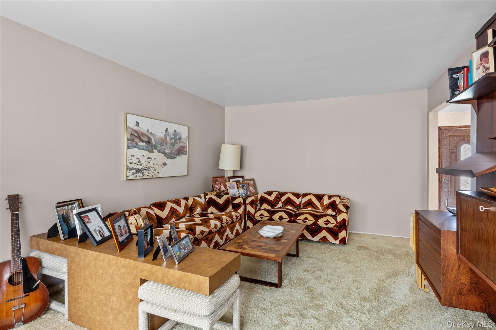 Single Family Westmoylan  Suffolk County, NY 11727, MLS-980929-7