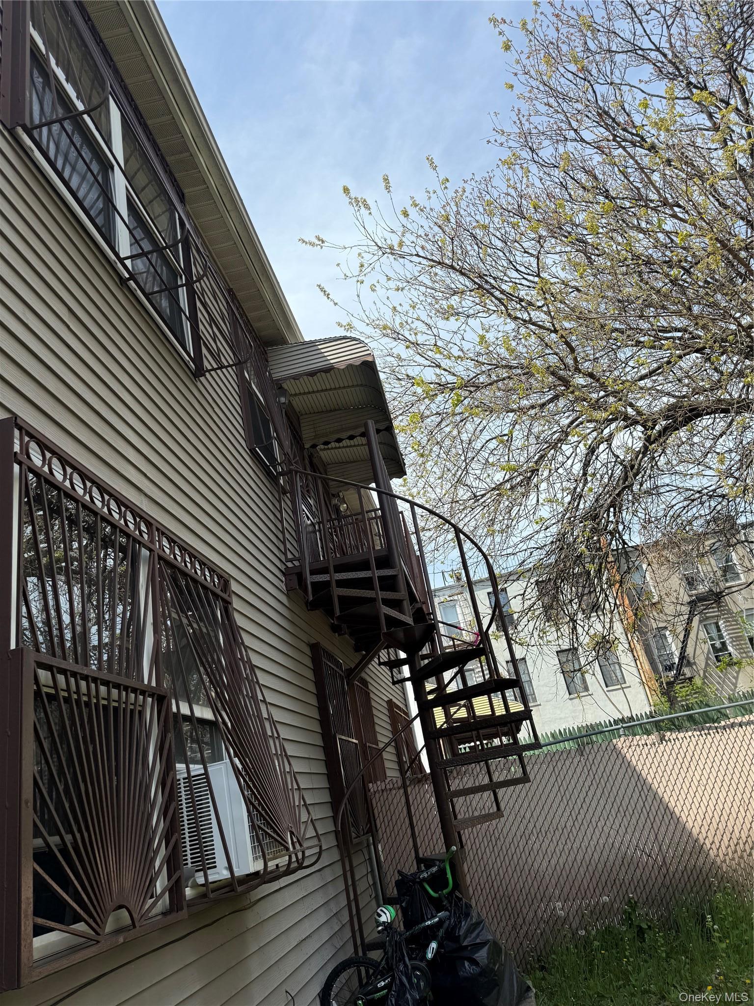 Single Family Elton  Brooklyn, NY 11208, MLS-980930-2