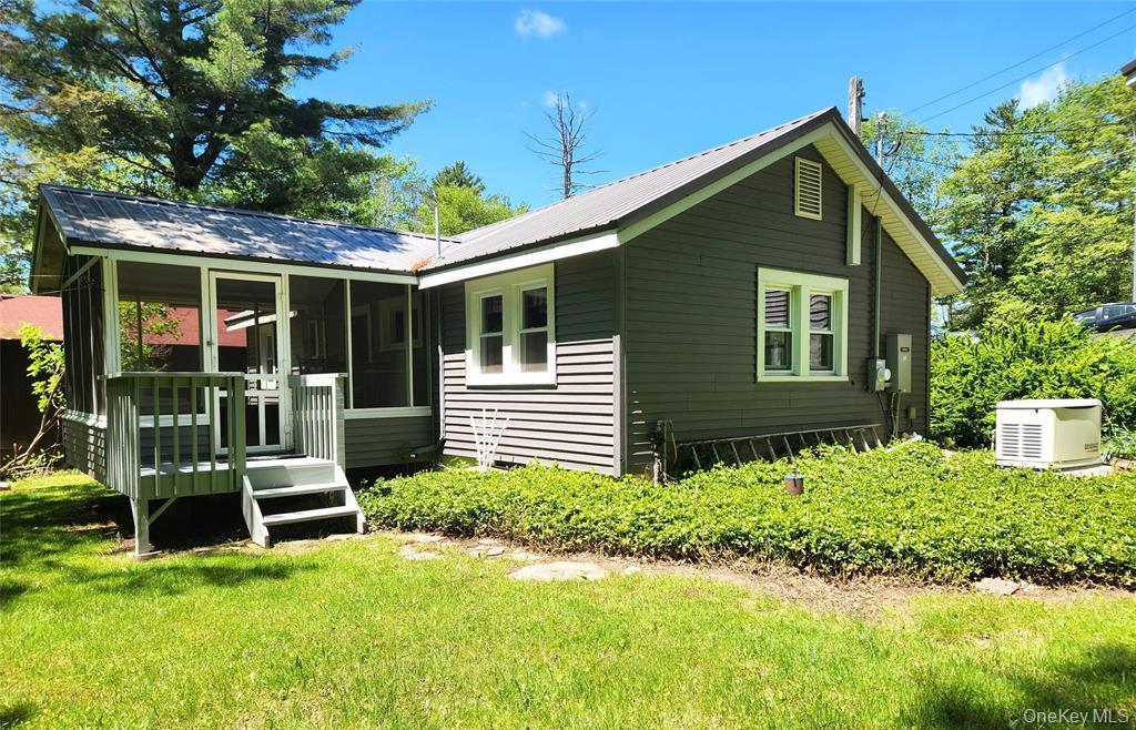 Single Family Kenoza  Sullivan County, NY 12778, MLS-980932-2