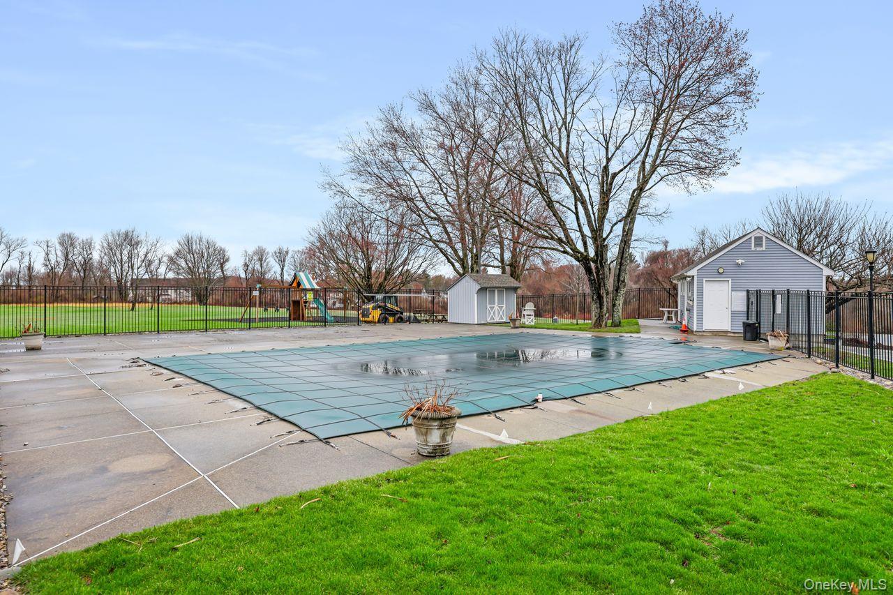 Single Family Fairway  Putnam County, NY 10512, MLS-980945-27