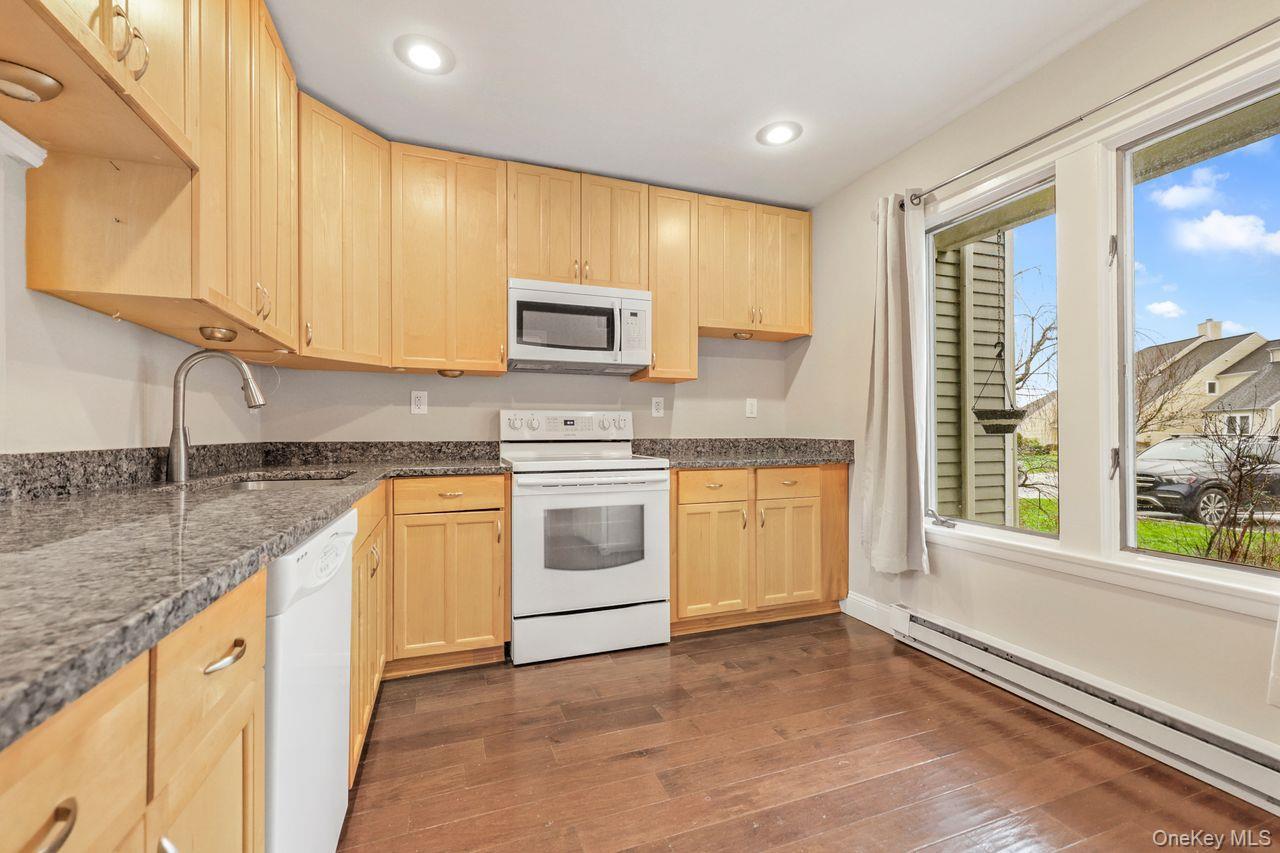 Single Family Fairway  Putnam County, NY 10512, MLS-980945-3