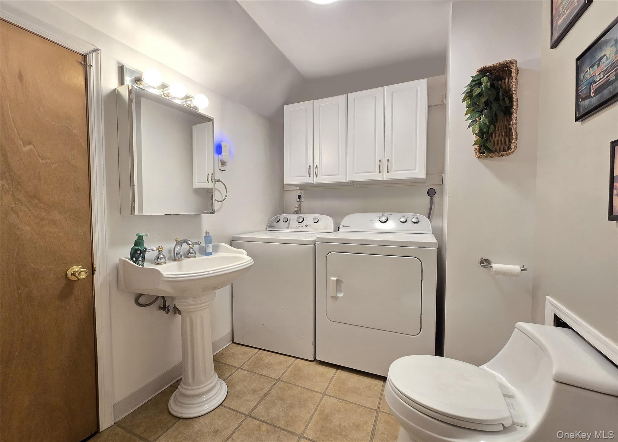 Single Family 11th  Suffolk County, NY 11779, MLS-980954-15