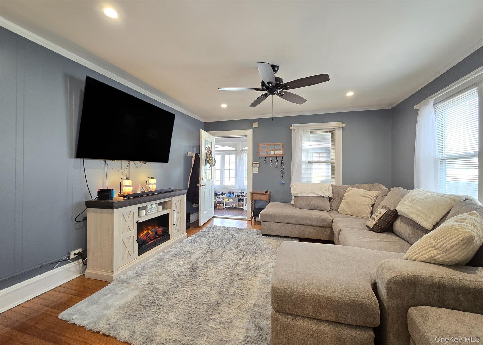 Single Family 11th  Suffolk County, NY 11779, MLS-980954-7