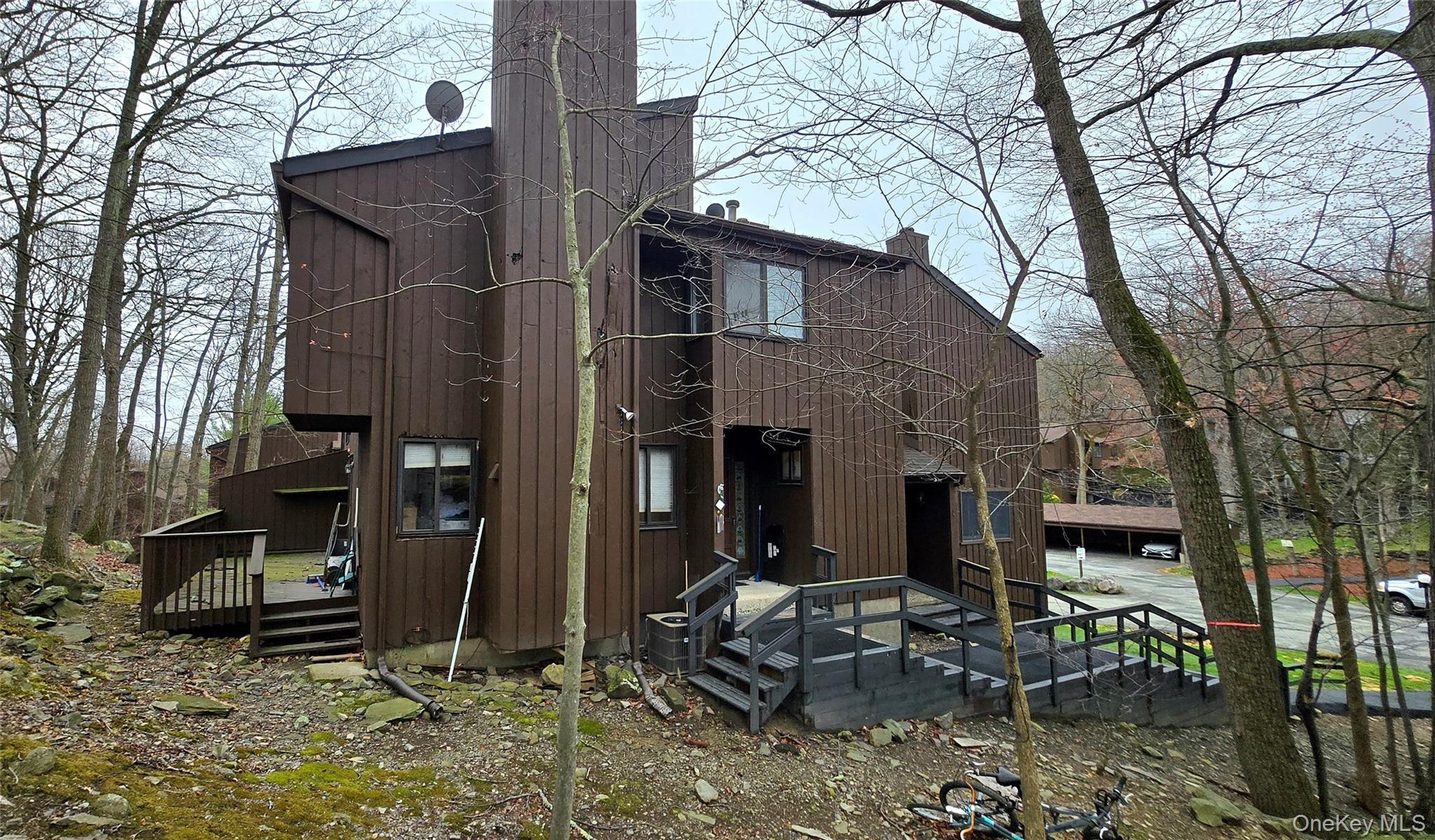 Condo Redwood Orange County, NY 10930, MLS-980963-4