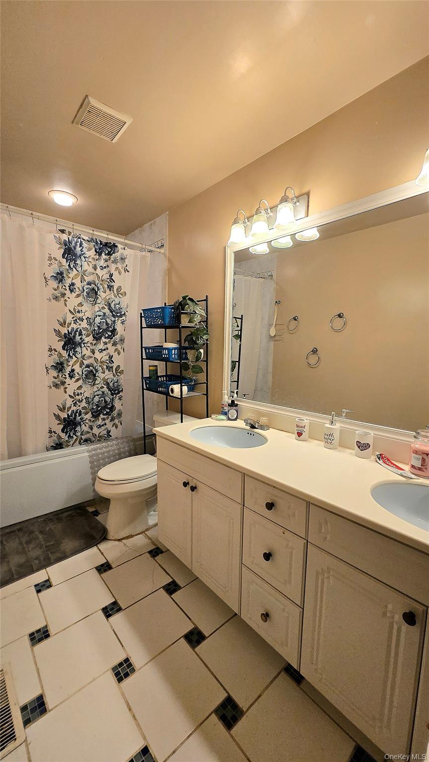 Condo Redwood Orange County, NY 10930, MLS-980963-8