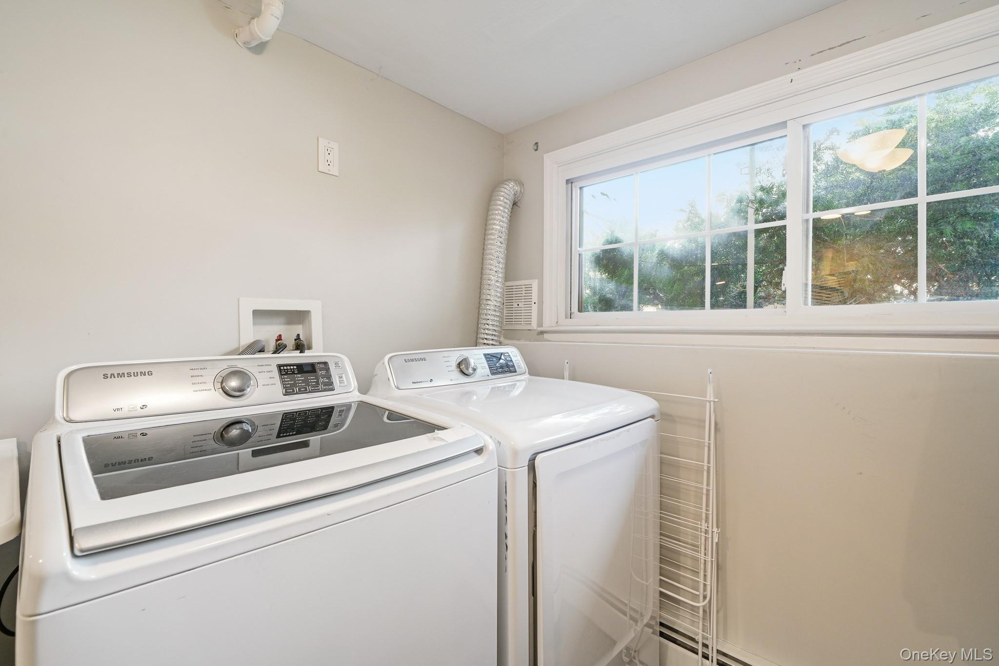 Single Family Dickinson  Rockland County, NY 10960, MLS-980982-37