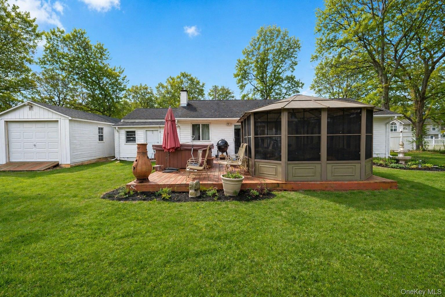 Single Family Seaford Road Suffolk County, NY 11951, MLS-980986-15